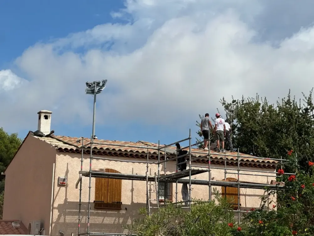 MG Couverture - Travaux de toiture dans le Golfe de St Tropez (2)